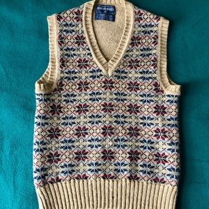 Robert Bruce Vest Made In British Colony Hong Kong